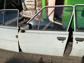 Dveře Škoda 105-130 - 4