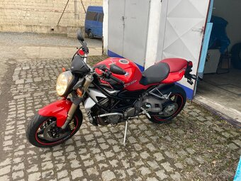Mv Agusta Brutale 989R - 4