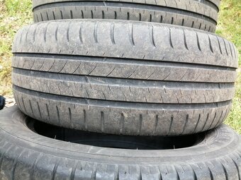 205/55 R16 MICHELIN - 4