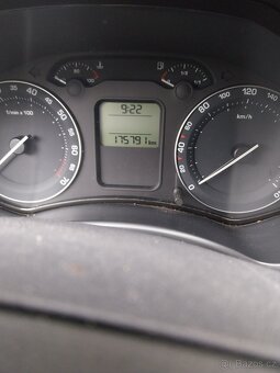 Prodam Škoda octavia 2 1,6mpi combi - 4