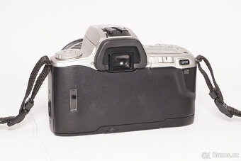 Minolta Dynax 404si, AF Zoom 28-80mm/3,5-5,6 - 4