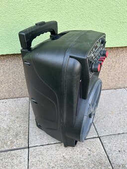 Přenosný bluetooth reproduktor - 4