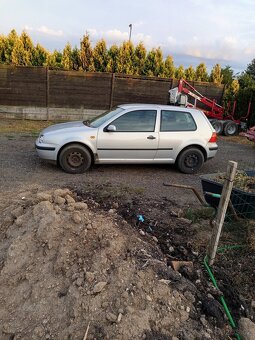 Volkswagen Golf, 1.4, benzín, datum první registrace 1999 - 4