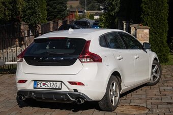 Volvo V40 T2 1.6L Edition Plus - 4