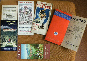 Zapalovače, fil.karty, Slavia-relikvie, odznaky, brožury aj. - 4