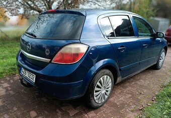 Opel Astra H 1.4 66 kW benzín, r.v.2007 - 4