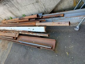 Hutní materiály . tyče kruhové,profily atd - viz foto + HEB - 4