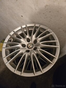 Alfa romeo Alu kola "17 5x110 ET41 7.5J - 4