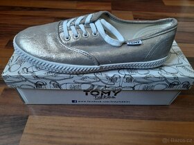 Nové dívčí tenisky vel.37 zn.Tomy Takies - 4