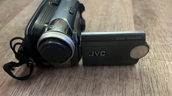 JVC GZ-MG37E - 4