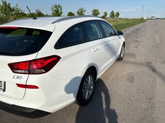 Hyundai i30 1.0 T-GDi | r. v. 2017 - 4