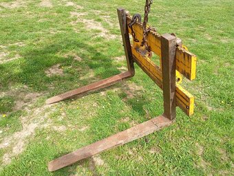 Paletizační vidle JCB - 4