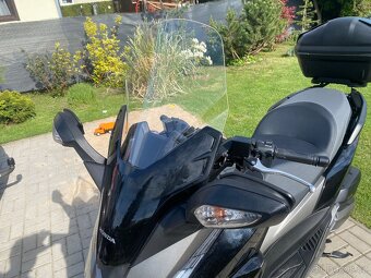 Skútr Honda Forza 125 -vysoké přední plexi - 4