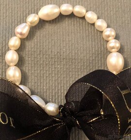 DIOR beauty - náramek s perličkami a mašlí - 4