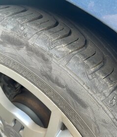 Prodej letní pneu Uniroyal RainSport 3 (245/45 R17) - 3 kusy - 4