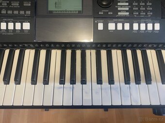 Klávesy Yamaha PSR E423 - 4