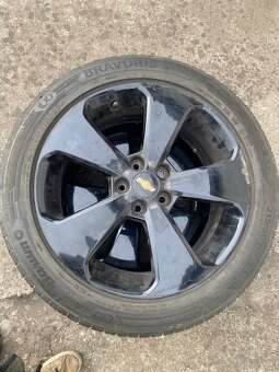 Kola 215/50 R17 - 4