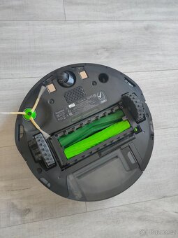 Robotický vysavač iRobot Roomba i7 - 4