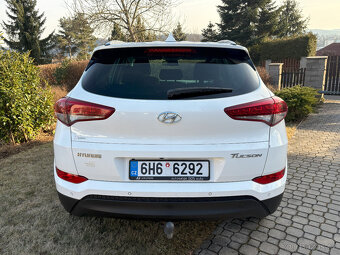 Hyundai Tucson 1,7CRDi 85 kW, výbava Trikolor - 4