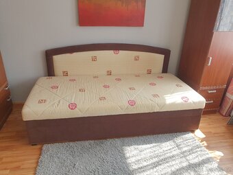 Válenda s úložním prostorem - 4