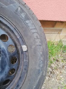 Octavie 3 195/65 r15 letní pneu Michelin - 4