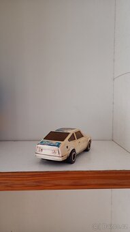 Staré modely škoda rapid - 4