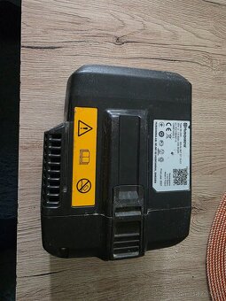 HUSQVARNA BLI 300 - 4