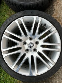 Zimní originál Škoda ALU 18" + Nexen Winguard Sport 2 - 4
