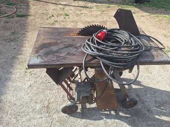 Prodám pilu na dřevo, tovární výroby - 4