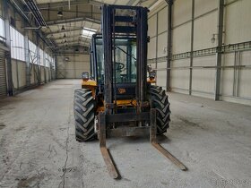 Terénní vysokozdvižný vozík JCB 930 - 4