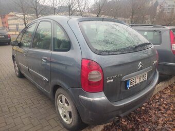 Citroën Xsara Picasso 1,6 HDi 66kw rok 2009 bez stk - 4