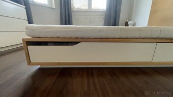 Dvoulůžková postel IKEA MANDAL 140 x 200 cm - 4