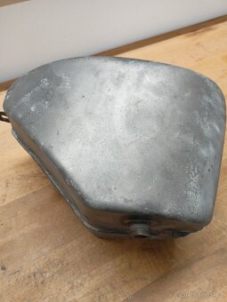 Nádrž Jawa 50 pionýr 21 - 4