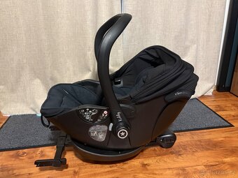 Prodám kočárek CAVOE AXO STYLE LA ROSE - 4