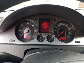 Volkswagen Passat B6 2008 - 4