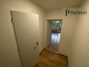 Pronájem bytu 1+kk 32 m² Hornopolní, Ostrava - Moravská Ostr - 4