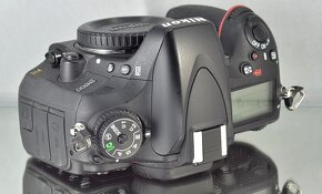 Nikon D600 FX24MPix CMOSFull HD Video97000 Exp - 4