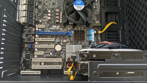 Pracovní stanice ASUS Xeon E3-1240 v3 / 16GB RAM / 4x LAN - 4
