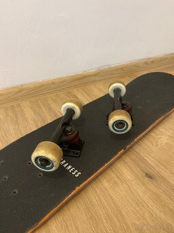 Profesionální Skateboard - 4