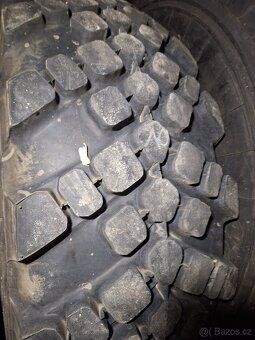 Pneu KAMA 425/85 R21 - 4