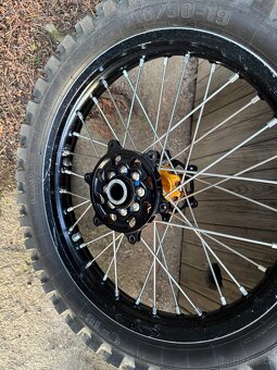 Kola 21" + 19" na Yamaha YZ-F - 4