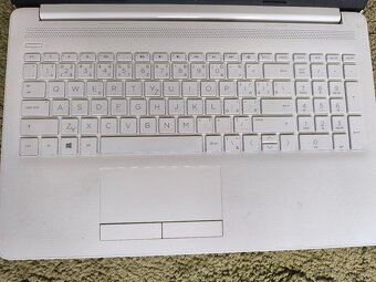 Prodám HP 15-db0039nc - 4