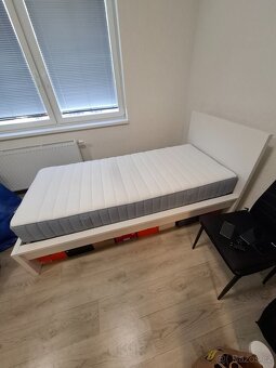 prodám IKEA postel, řošt, matrace - 4