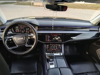 Audi A8 - 4
