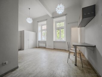 Pronájem prostorného bytu 1+kk - ul. Havlíčkova, Znojmo - 4