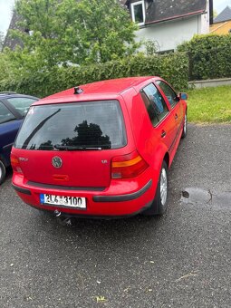 Golf 4 1998 1,6 benzin (Nová STK) 27/3 - 4