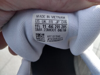 ADIDAS 46 2/3 - 4