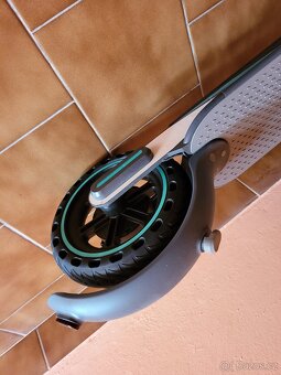 Elektrokoběžka Aerium T350 Pro modrá v zaruce - 4