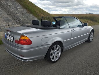 BMW 320i 105KW CABRIO - 4