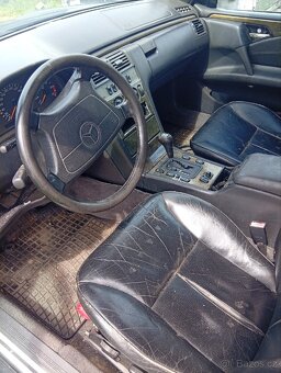Mercedes w210 díly - 4